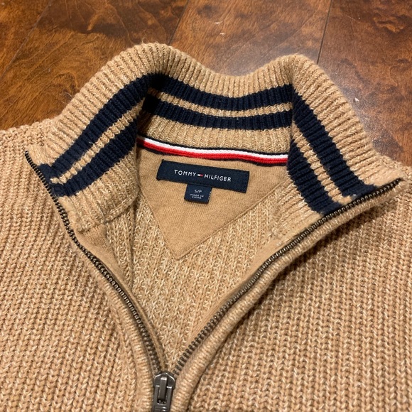 TOMMY HILFIGER Knitted Turtle Neck Sweater! - Picture 4 of 6